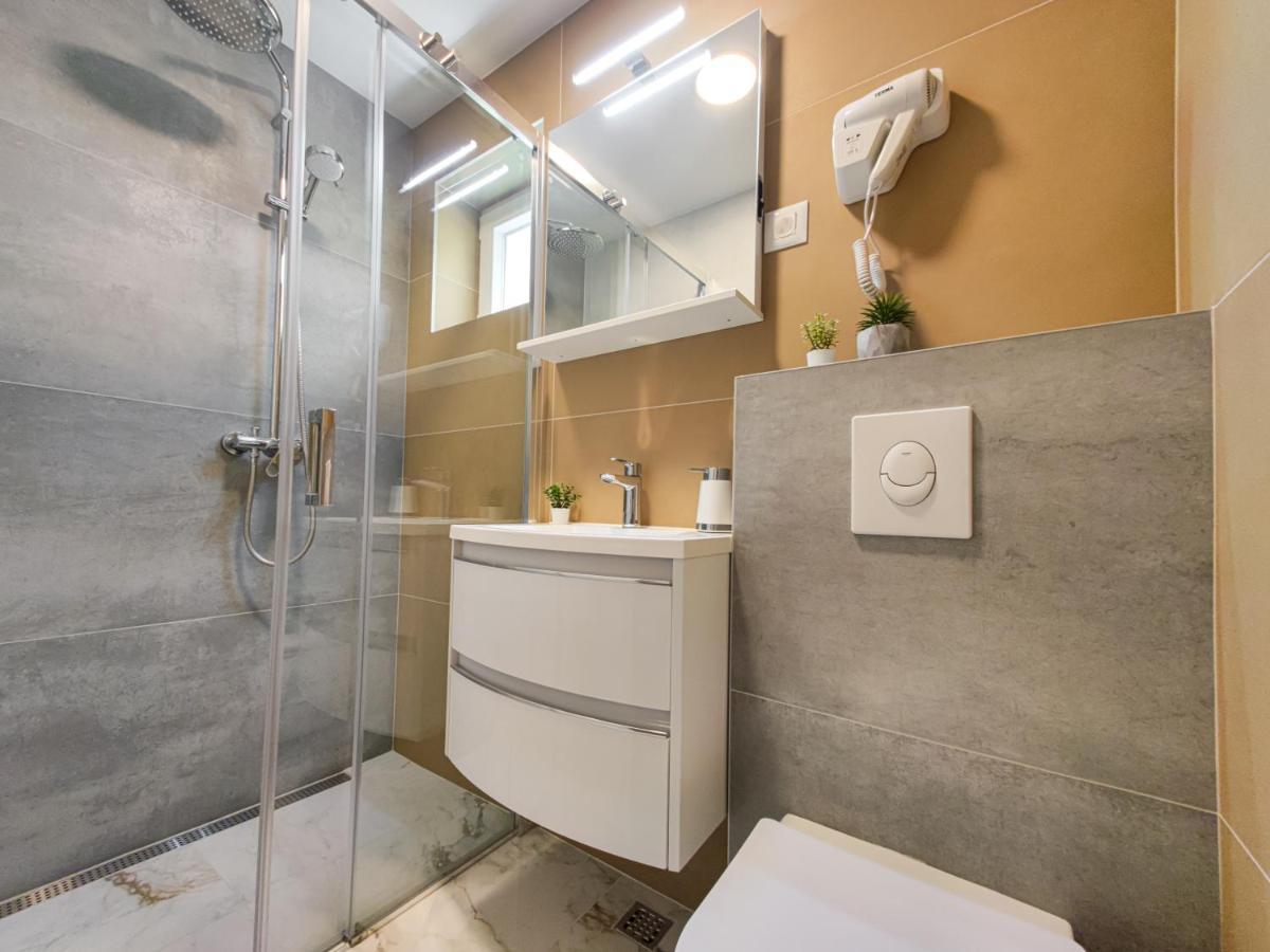 Apartments Klement 布雷拉 外观 照片