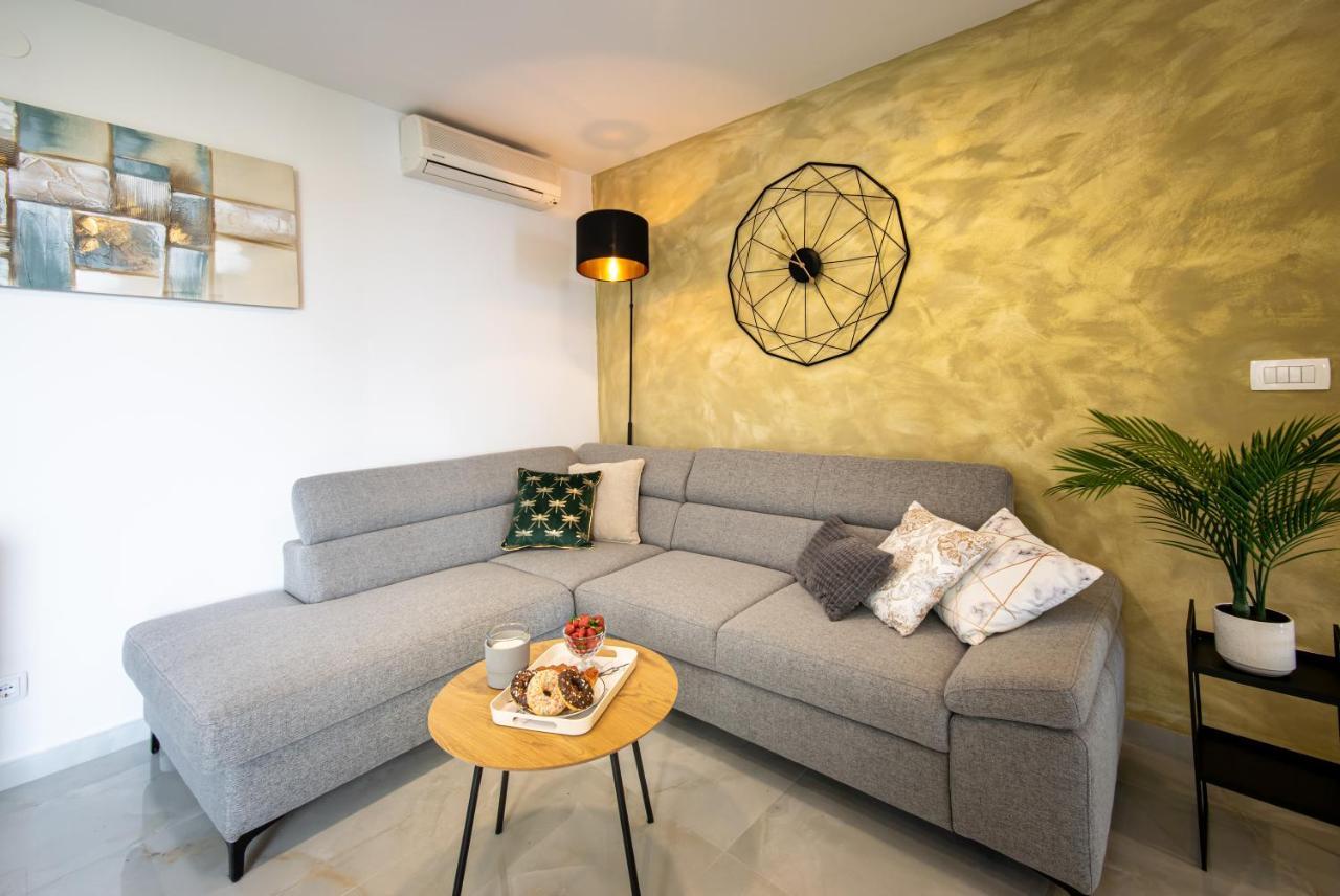 Apartments Klement 布雷拉 外观 照片