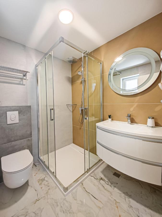 Apartments Klement 布雷拉 外观 照片