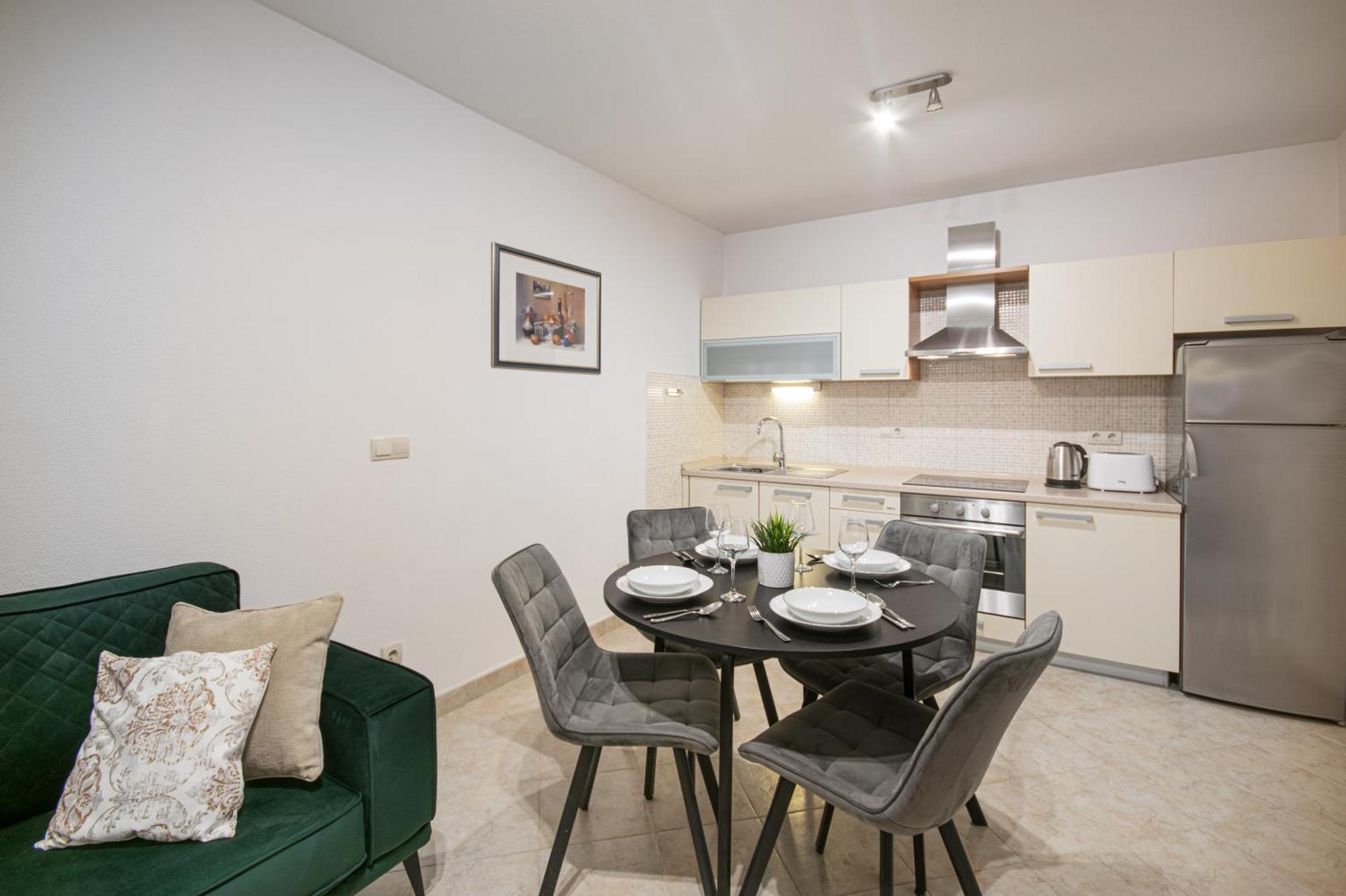 Apartments Klement 布雷拉 外观 照片